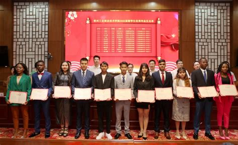 外国留学生的中国毕业季|留学生|高兴|汉语_新浪新闻