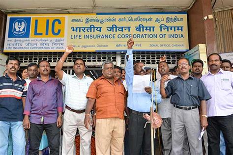 Scrap Hindi, issue ID cards in English, Tamil: LIC customers