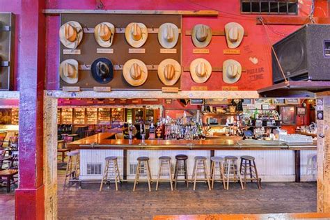 WHITE ELEPHANT SALOON, Fort Worth - Restaurant Reviews, Phone Number ...