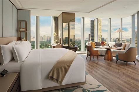 Mandarin Oriental Makati, Manila (Manila, ), Manila hotel discounts ...