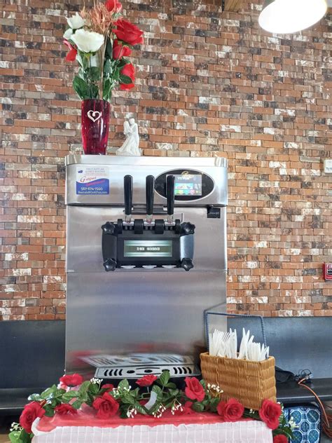 Professional Soft Serve Ice Cream Machine Rentals! | Gottfried ...