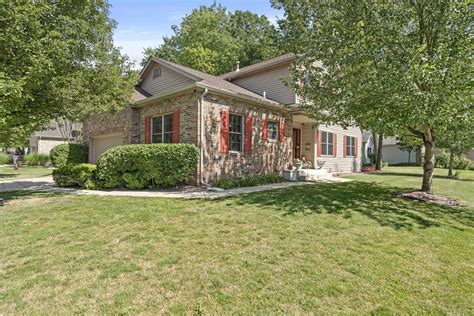 292 Ravinia Drive N, Valparaiso, IN 46385 - BHGRE