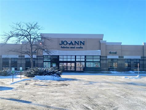 Will Joann's fabrics and crafts accept gift cards in Wisconsin stores?