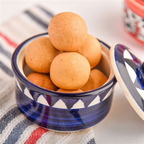 Buy Premium Rava Besan Ladoo from Vaidehi Foods Mumbai Online. — Foodwalas