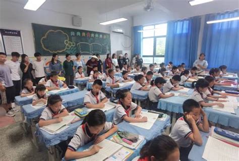 英才实验学校举行庆祝“六一”儿童节主题活动 - 时政新闻 - 新湖南