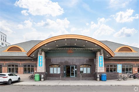 Flushing, NY City Guide | About Living in Flushing - Homes.com