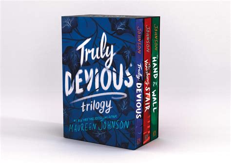 Truly Devious 3-Book Box Set : Maureen Johnson: Amazon.in: Books