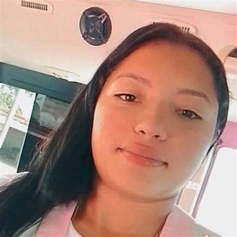 Yusnelys - Dance teacher - ₹898/h