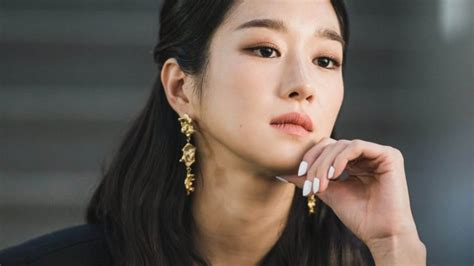 Seo Ye Ji reveals skincare techniques to maintain a beautiful face ...