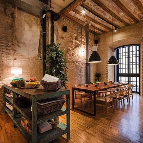 Restaurants & More on Instagram: “Perro Viejo | Sevilla” | Restaurant ...