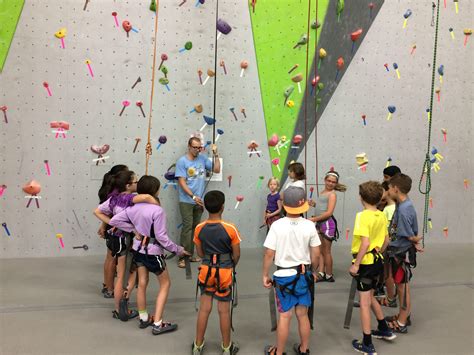 Youth Climbing In Hamilton, Ohio | Spooky Nook Sports