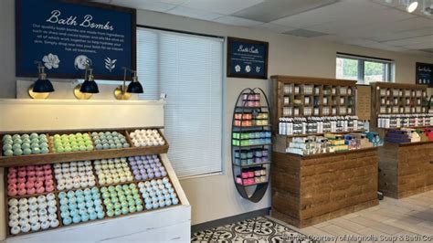 Soap and bath products retailer opens franchise location | ksdk.com