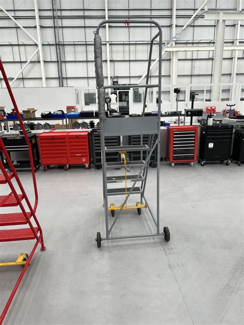 Klime-ezee, KE50P five tread mobile steel warehouse steps, Serial No. 49709 (DOM: 2020), platform