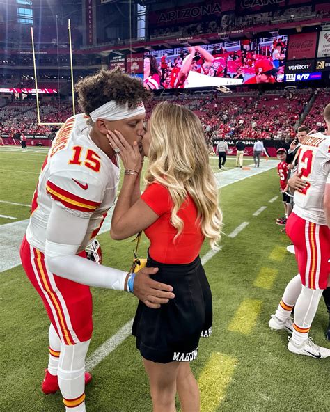 Brittany Mahomes makes Sports Illustrated Swimsuit Issue debut in ...