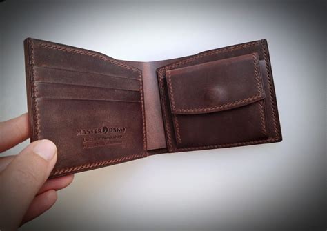 Men's Spanish Leather Bi-Fold Wallet | BuyArmenian Marketplace
