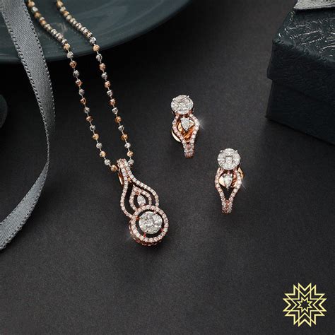 Buy Real Diamond Pendant set Online | Real Diamond Pendant set by Manubhai.