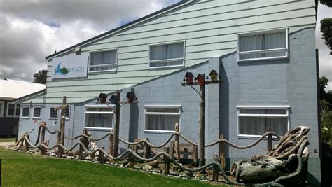 BBBach. Biggest Beach Bach. Sleeps 28 with 8 bedrooms. Includes a ...