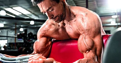 4 Exercises. 20 Minutes. The Most Murderous Bicep Pump Of Your Life