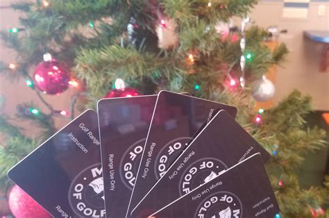 A golfing gift card is my favorite gift for the Holidays - spend it on ...