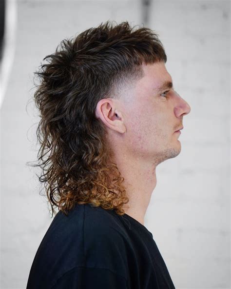 Mullet Hairstyle For Men: A Guide To Mastering The Mullet Hairstyle For Men