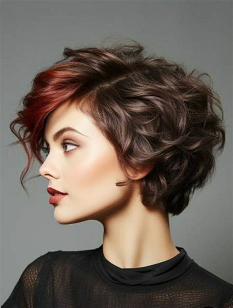 Pin by Cecy Mancillas on hairstyles in 2025 | Hair cuts, Wavy hair ...