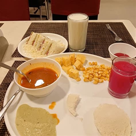 QUALITY INN MINT (Pune) - Hotel Reviews, Photos, Rate Comparison ...
