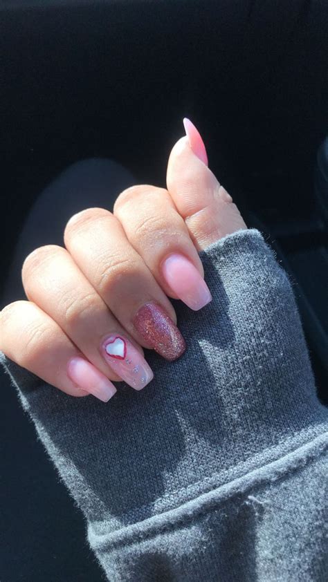 valentine's day nails coffin red