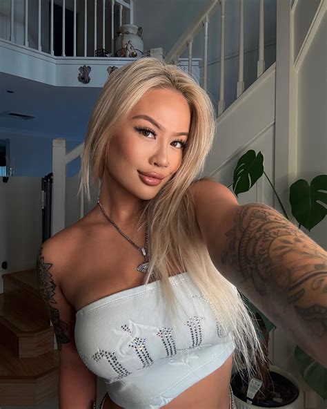 DJ Melissa Grace | Santa decided to punch me in the tit for Christmas to bring in a solid bruise ...