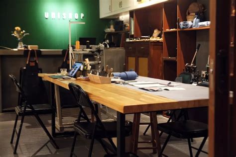 麋鹿先生手工皮具工作室|空间|家装设计|芒刺耳 - 原创作品 - 站酷 (ZCOOL)