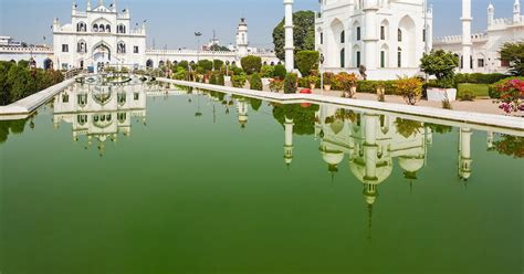 Lucknavi Local People 的图像结果