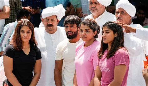 Wrestlers' protest: Khap leaders to arrive at Jantar Mantar; SC to ...