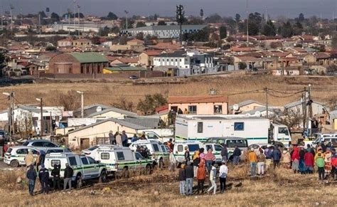 9 killed, 10 wounded in South African pub shooting