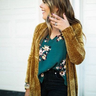 Rock the Floral Trend all Year: 10 Stunning Must-Have Floral Top Women ...