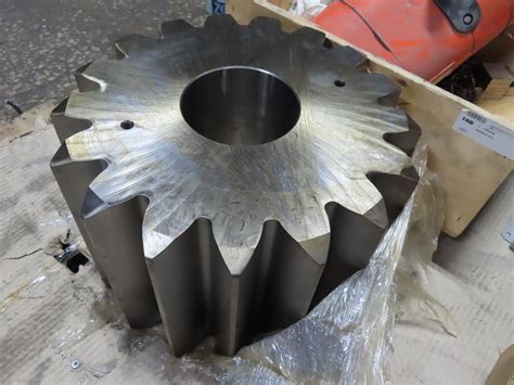 17 tooth Pinion Gear, New Surplus