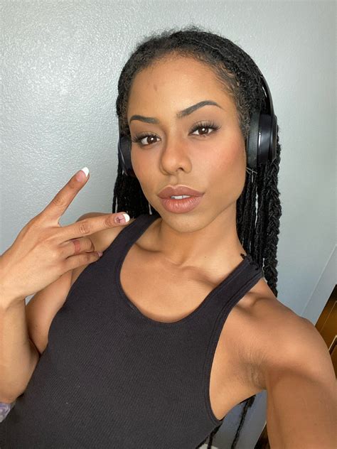 Kira Noir Wallpapers - Wallpaper Cave