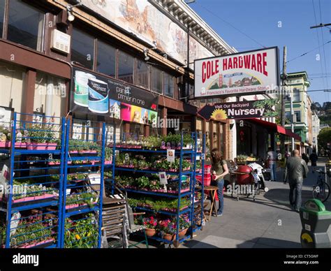 Cole hardware hi-res stock photography and images - Alamy