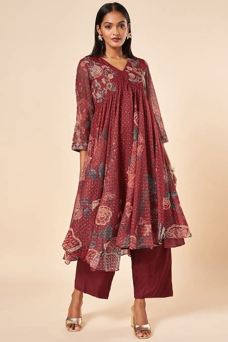 Maroon Printed Festive V-Neck Women Relaxed Fit Kurta Sets - Selling ...