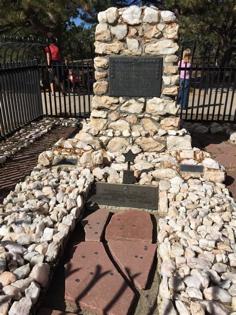 Buffalo Bill Museum and Grave, Denver holiday accommodation: short-term ...