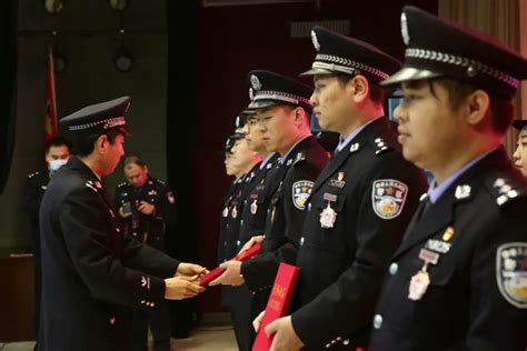 渭南市公安局机关2020年人民警察荣誉仪式_中国反邪教网