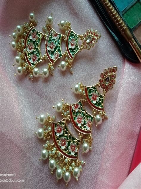 Green Chaaya Chandbalis – Vibrant Colours