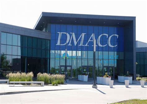 2024-25 tuition set for DMACC, Hawkeye Community College