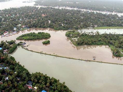 Kerala: Torrential rains cause nightmare; Onam festivities cancelled ...