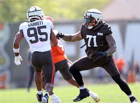 Browns restructure Jedrick Wills Jr.’s contract to clear $10.44 million ...