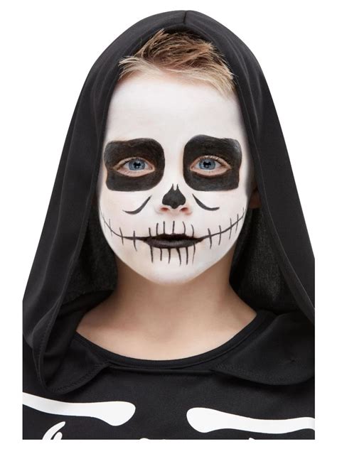 Halloween Makeup Skeleton Face - Festival Makeup Inspiration