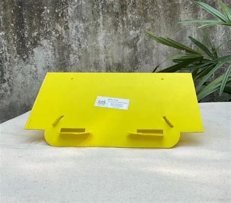 Pheromone Traps - Delta Insect Trap Trader - Retailer from Vadodara