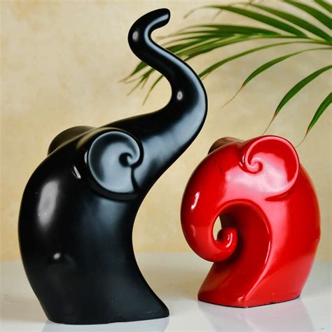 Shop Sowpeace Abstract Elephant Set - Home Decor Showpiece