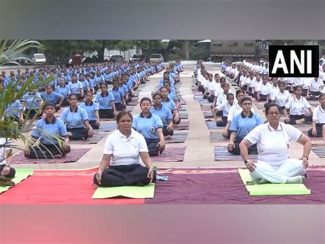 Ahead of International Yoga Day, 1,000 NCC cadets perform yoga in Ahmedabad