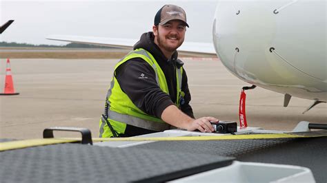 Line Service Technician