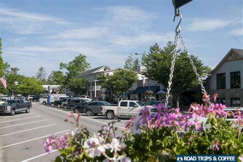 Exploring, Shopping, and Dining in Downtown Highlands, NC - Road Trips ...