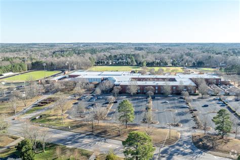 Southeast Raleigh Magnet High School in Raleigh, NC - Homes.com